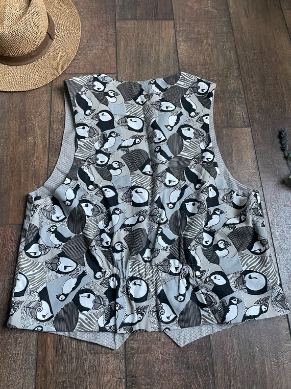 90s Puffin Vest, Black and White Vest, Cute Bird … - image 3