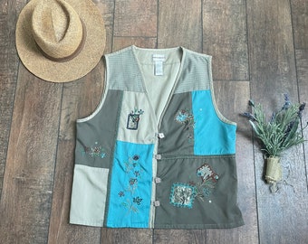 Vintage Patchwork Vest, Vintage Embroidered Vest, Garden Vest, Embroidered Floral Vest, 90s Floral Vest,Napa Valley Vest,Square Buttons Vest