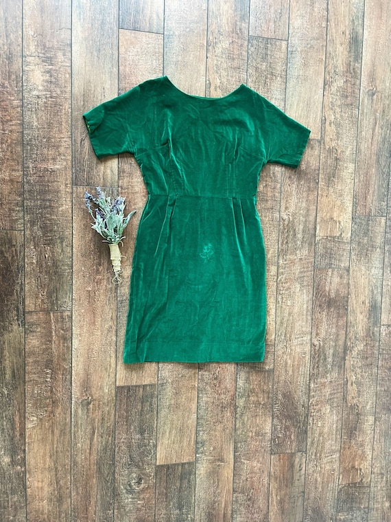 vintage green velvet dress Gem
