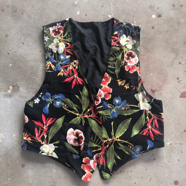 Beige Floral Vest Set