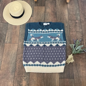 Vintage Wolf Sweater Vest, Vintage Heart stitch Sweater Vest, 80s Vintage Knit Huskie Sweater, 80s Sweater Vest, Winter Sweater Vest,Vintage