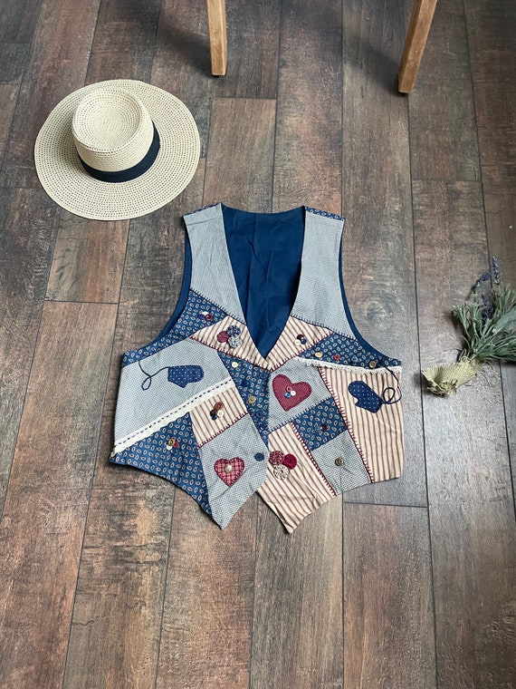 Vintage 90s Quilted Vest, Vintage Holly Hobby Vest,Boho Quilted Vest, 90s Vest, Beautiful Quilt Vest,Quilted Vest,Craft Hearts Vest, Quilted