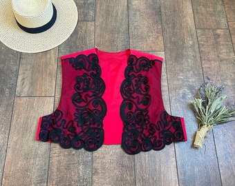 Vintage 90s Valentine’s Vest, Vintage  Vest, Red Satin Black Lace Vest, 90s Lace Vest, Early 2000s Dressy Vest, Vintage Lave Vest, Sexy Vest