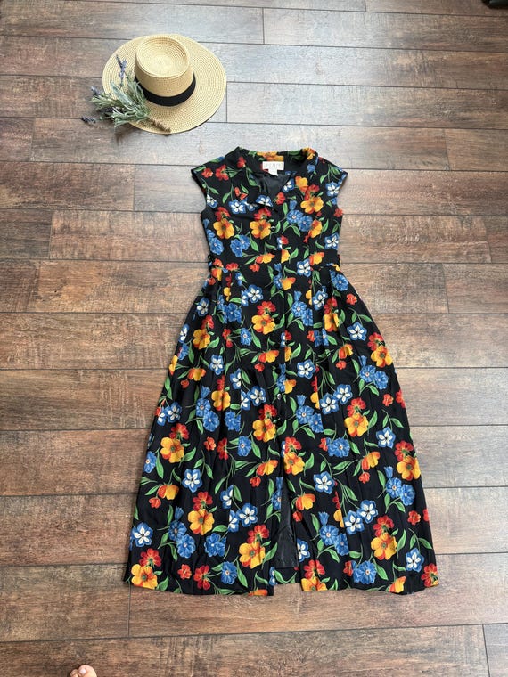 Vintage 90s Floral Sleeveless Dress - Cinched Waist - Black Floral Dress - 90s Church Dress - Size 6 - Tie Back Dress - Button Front Dress