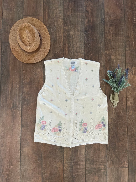 SMartPotter Vintage Button Up Sweater Vest, Vintage Embroidered Sweater Vest, Wool Sweater Vest, Embroidered Floral Sweater Vest,90s Floral Sweater Vest
