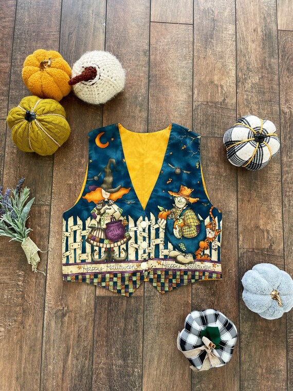 Vintage 90s Halloween Vest, Witch and Scarecrow V… - image 1