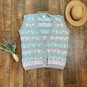 Floral Sweater Vest 90s White Embroidered Knit Vest Top