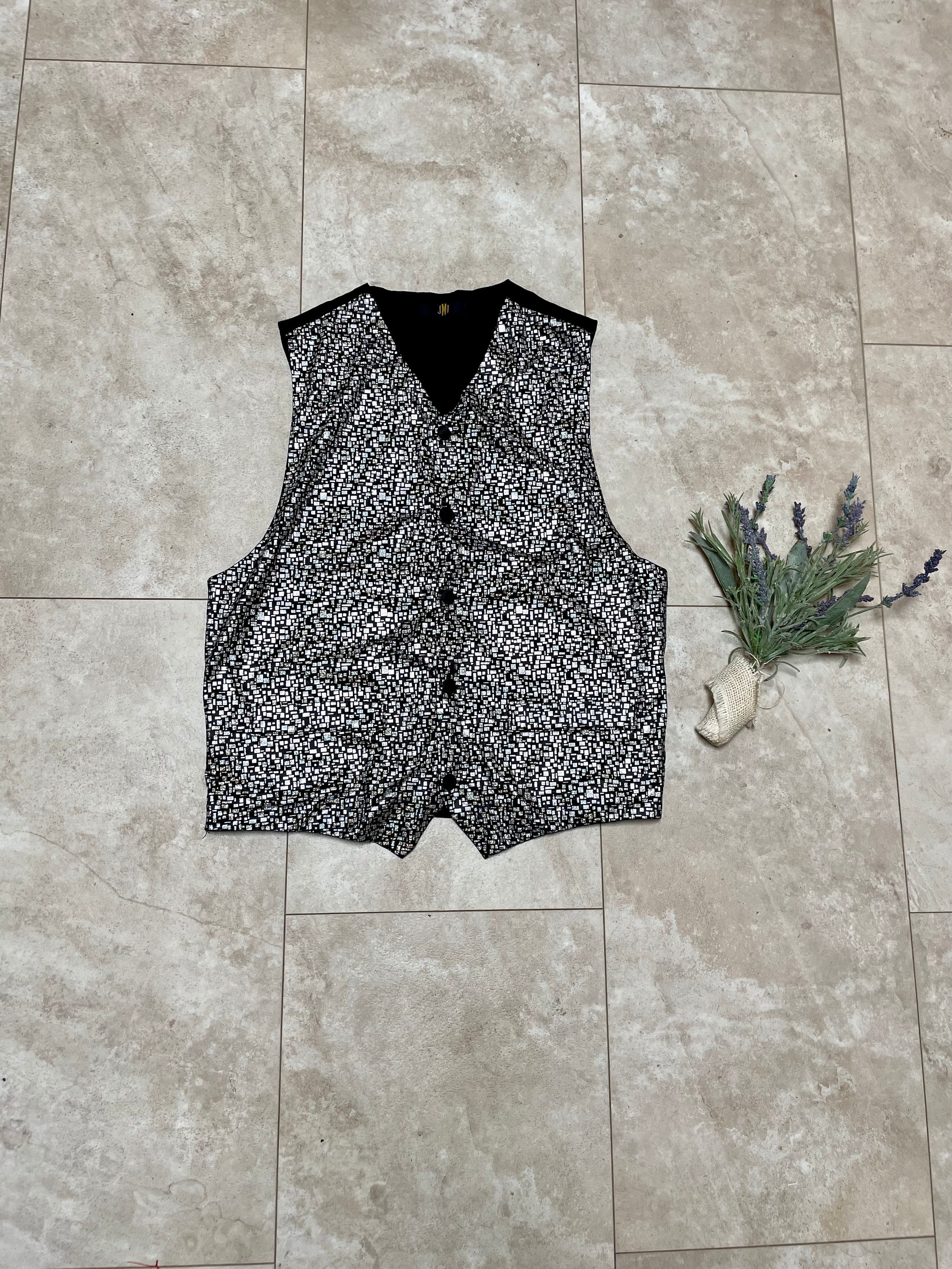 Vintage 90s Silk Vest, Silk Vest, Geometric Vest, Shiny Silk Vest, Classic 90s Vest, Vintage 90s Vest, Vintage Vests 90s,90s Silky Vest - Etsy Vintage 90s Silk Vest, Silk Vest, Geometric Vest, Shiny Silk Vest, Classic 90s Vest, Vintage 90s Vest, Vintage Vests 90s,90s Silky Vest - Etsy