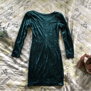 Vintage Emerald Green Crushed Velvet Mini Dress,Vintage 90s Velvet Dress,90s Velvet Dress,Princess Fiona Dress,Mini Velvet Dress, 90s Party imagem 3