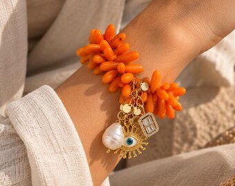 Bracelet en corail orange avec perles et breloques plaquées or, bracelet à breloques tendance pour femme