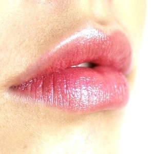 VIE En ROSE Vegan Mineral Lip Tint Lipstick image 1