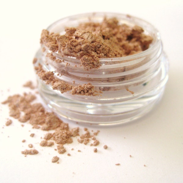 CHAMPAGNE BEIGE Mineral Eye Shadow Large: Natural Vegan Makeup Color