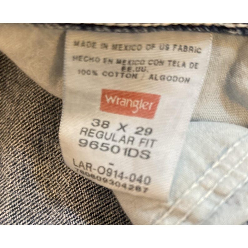 Vintage Wrangler Jeans Men's 38x29 Blue Light Wash Regular Fit Straight Leg Y2K image 3