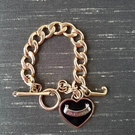 Juicy Couture Heart Bracelet. Juicy Couture Gold Ton Bracelet. Black Enamel  Charm Bracelet. Juicy Couture Black Heart Charm Bracelet 