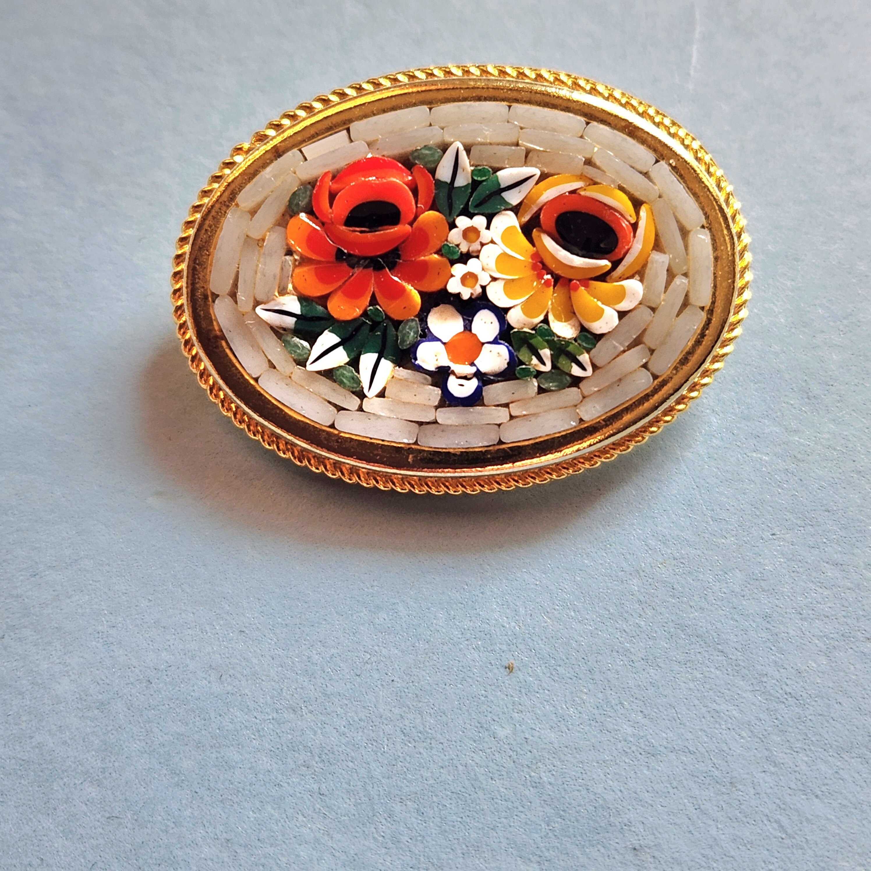Broche Vintage Italie En Micro-mosaïque Couleur Vieil Or - Pièce Rare N°2471 - Occasion Très Bon état