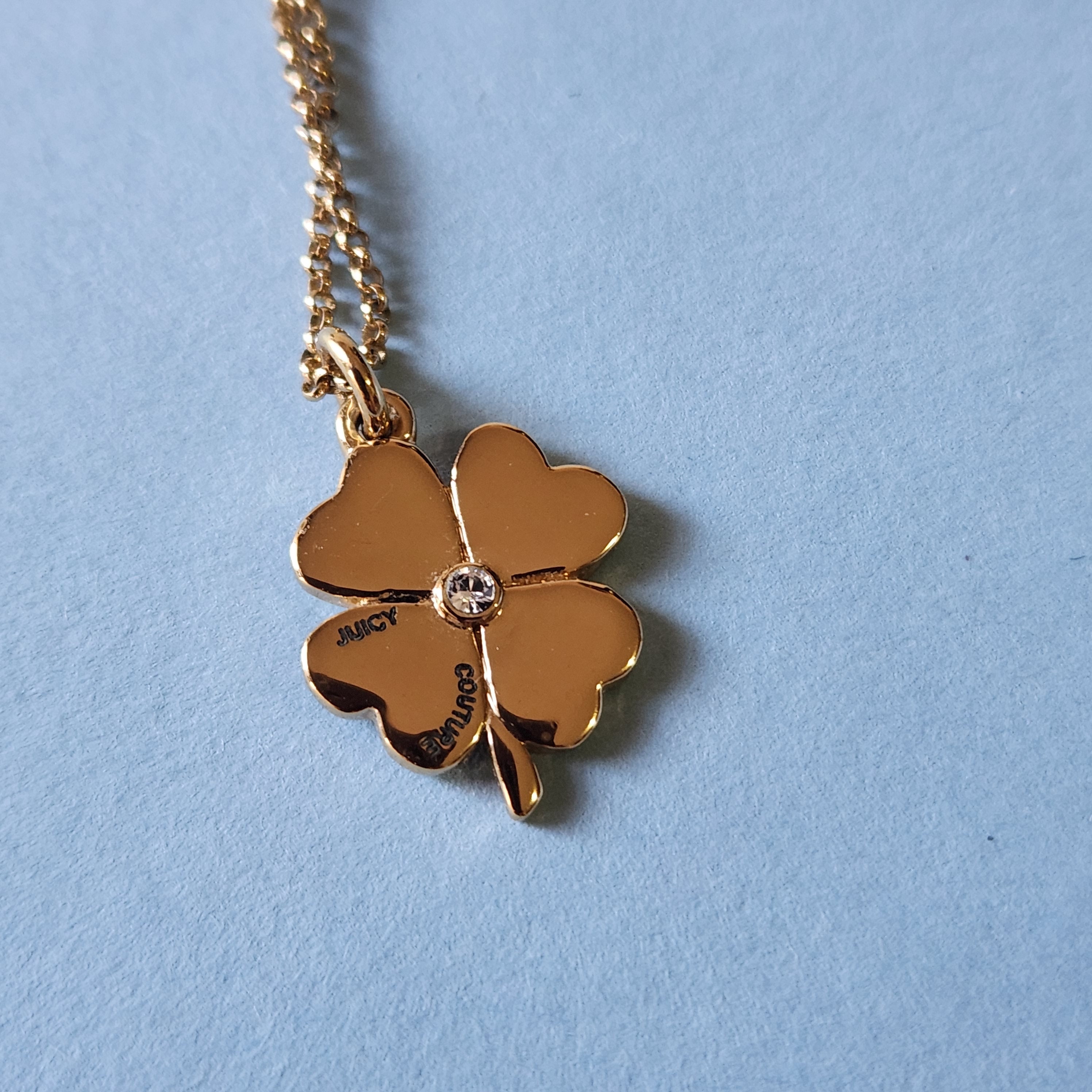 ジューシークチュール♡ハートラインストーンロゴネックレス Juicy Couture Necklace Heart Gold Tone Chain Rhinestone Logo