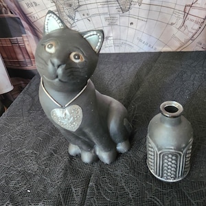 Hand Carved Wood Black Cat Figurine: Silver Heart Accent
