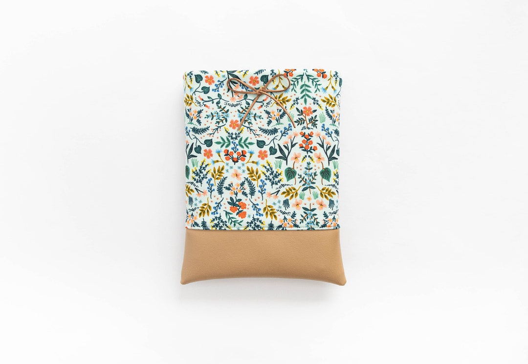 SALE! Save 25% (originally 28.00 - 32.00) Wildwood in Mint
