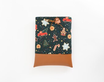 SALE! Save 40% (Originally 28.00 - 32.00) Christmas Cookies Book or Kindle Sleeve