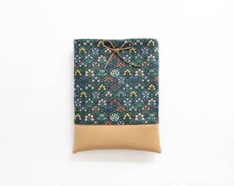 SALE! Save 10% (Originally 28.00 - 32.00) Vintage Garden in Navy - Book Sleeve or Kindle Pouch - Rifle Paper Co. - Faux Leather