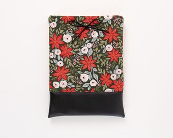 SALE! SAVE 40% (Orginally 28.00-32.00)Pine & Berry in Evergreen Book Sleeve or Kindle Pouch