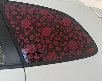 Sticker léopard et rose pour pare-brise