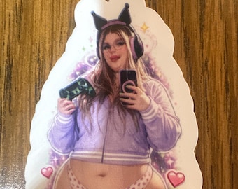 Chubby gamer girl