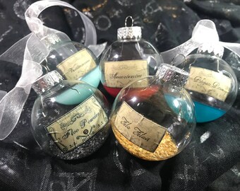 Harry Potter-Set of 5 ROUND POTION ornaments:Felix Felicis (real gold),Amortentia (love potion),Polyjuice, Veritaserum, Floo Powder