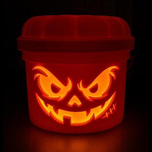 Grin Reaper | Pumpkin Halloween Light Up Bucket | Scary Halloween Decor image 2