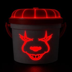 Pennywise | Clown Halloween Light Up Bucket | Scary Halloween Decor image 2