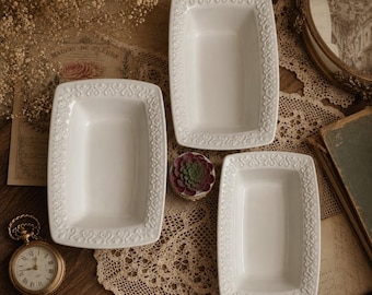 Bizzirri Set of 3 White Embossed Ceramic Baking / Serving Dishes