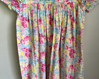 Vintage Toddler Flower Dress / Classic Girl Dresssed/ Old Money/ Preppy Kids Clothes