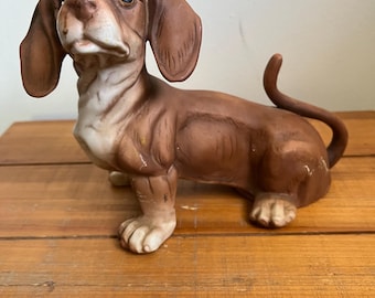60s Vintage Dachshund Dog Music Box Statue Figurine Handpainted Ceramic Distinctive Face Weiner Dog