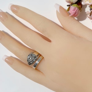 Sterling Spoon Ring, Fragrance Sterling Spoon Ring, 1941 Vintage Sterling silverware ring, Sterling silverware Spoon Jewelry (mcfS129)