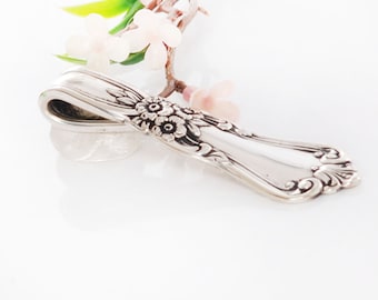 Spoon Pendant, Valley Rose Silverware Pendant, Spoon Necklace, Vintage Spoon Pendant, Silverware Spoon Jewelry, Floral Spoon Pendant(mcf022)