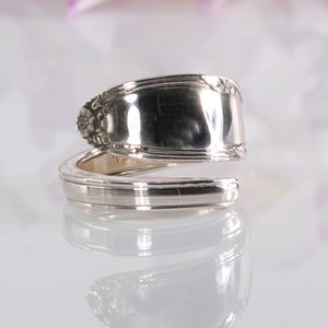 Sterling Spoon Ring, Virginian Sterling Spoon Ring, 1942 Oneida Vintage Spoon Ring, Silverware Jewelry, Sterling Spoon Jewelry (mcfS147)