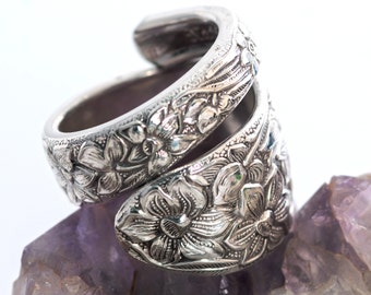 Spoon Ring, Narcissus Spoon Ring, Spoon Jewelry, Silverware Ring, Vintage Spoon Ring, Spoon Flower Ring, 1935 Jewelry (mcf R161)