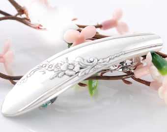 Hair Barrette, Queen Bess II Silverware Hair Barrette, Vintage 1946 Oneida Floral Spoon Jewelry, French Clip Spoon Hair Barrette  (mcf H19)