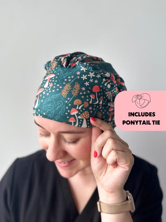 Duostyle Scrub Hat - Mushrooms and Daisies - Women display picture 1