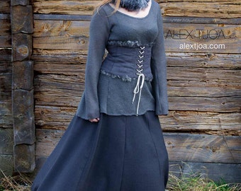 Ragnarök long wide woolen skirt. Elegant and feminine. High waistline  with Viking ornaments.