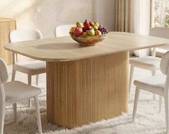 Mesa de comedor Japandi de 160 cm con pedestal estriado, estilo escandinavo moderno, ideal para 4-6 personas, con acabado en madera natural.