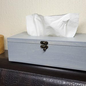 Funda para caja de pañuelos de madera hecha a mano