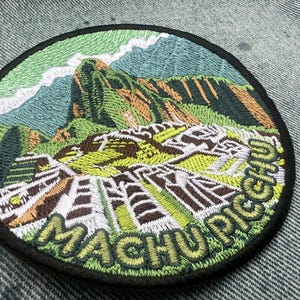 Insignia de viaje a Machu Picchu, Perú. Parche de la colección Viajero del Mundo. Bordado. Recuerdo de aventura. Regalo para exploradores.