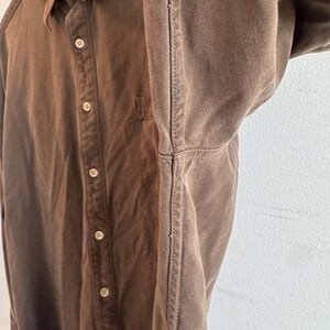 Camisa Tommy Bahama de manga larga con botones, 100% seda, color marrón, talla XLT para hombre. imagen 10