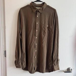 Camisa Tommy Bahama de manga larga con botones, 100% seda, color marrón, talla XLT para hombre. imagen 1