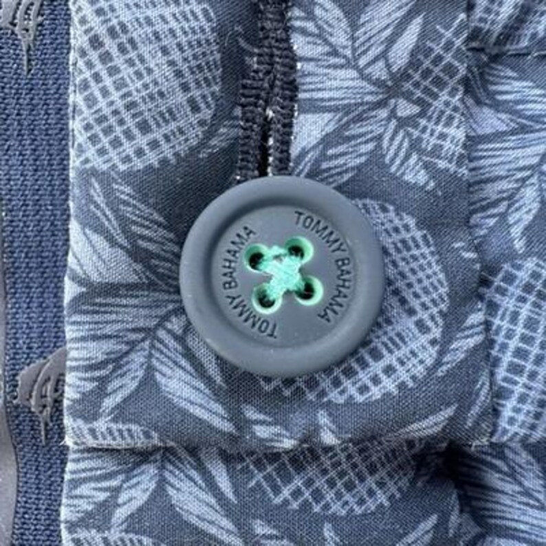 Tommy Bahama Chino Shorts Pineapple Print Stretch 10 Inseam Casual Blue Mens 36 image 5
