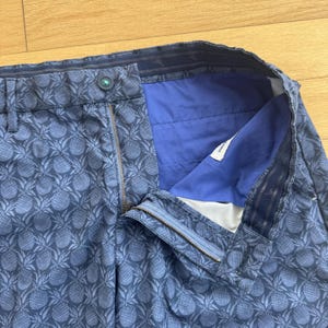 Tommy Bahama Chino Shorts Pineapple Print Stretch 10 Inseam Casual Blue Mens 36 image 6