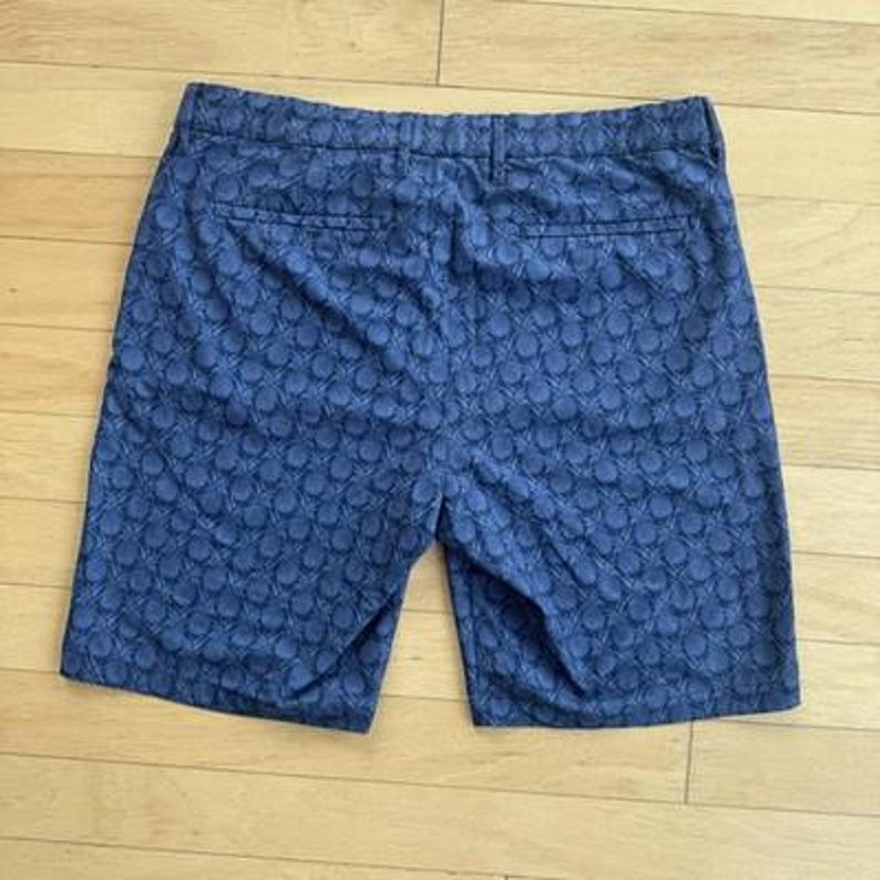 Tommy Bahama Chino Shorts Pineapple Print Stretch 10 Inseam Casual Blue Mens 36 image 2
