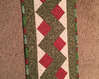 Christmas table runner