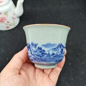 Ru Kiln Crackle Porseleinen Theekopje Blauw Wit Landschap Handgeschilderd Gongfu Theemeester Kopje